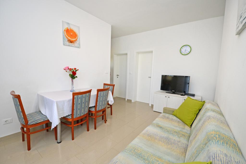 Apartments Mira Veleniki 외부 사진