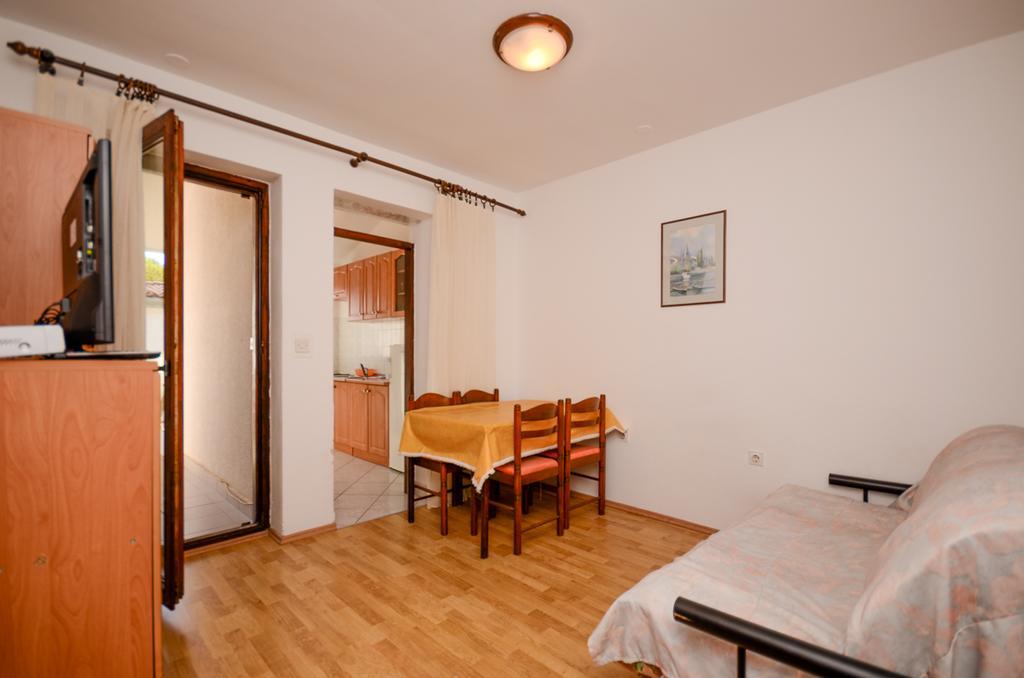 Apartments Mira Veleniki 외부 사진