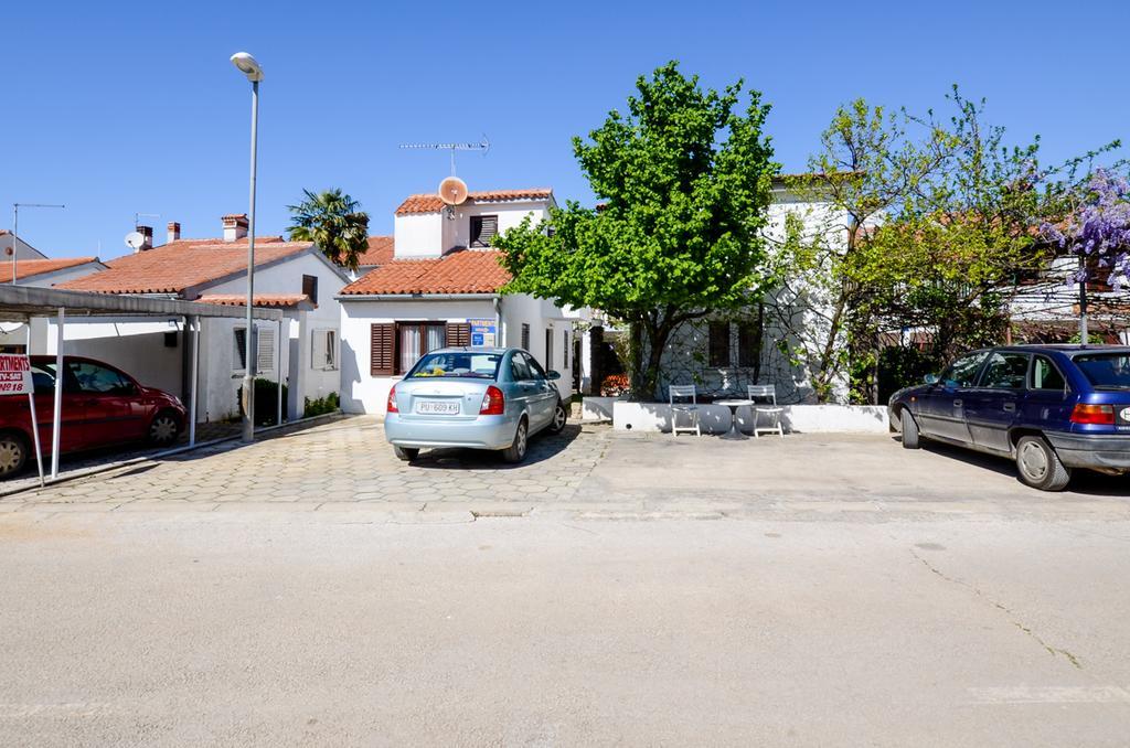 Apartments Mira Veleniki 외부 사진